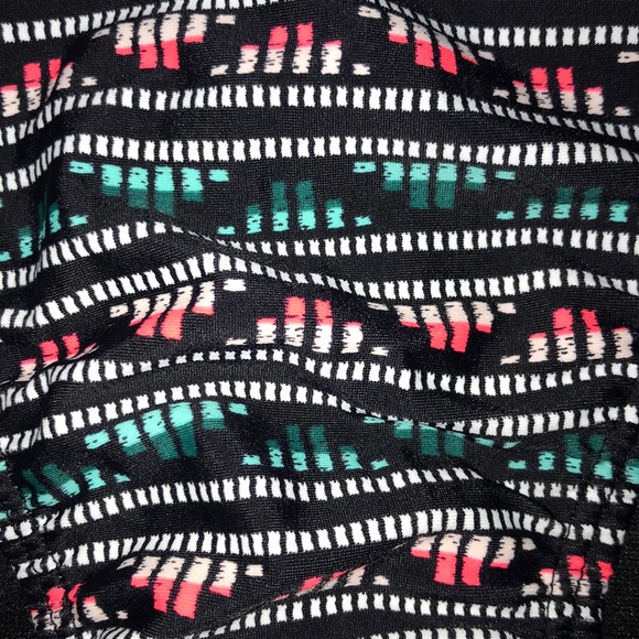 Bikini set - Picture 2 of 2